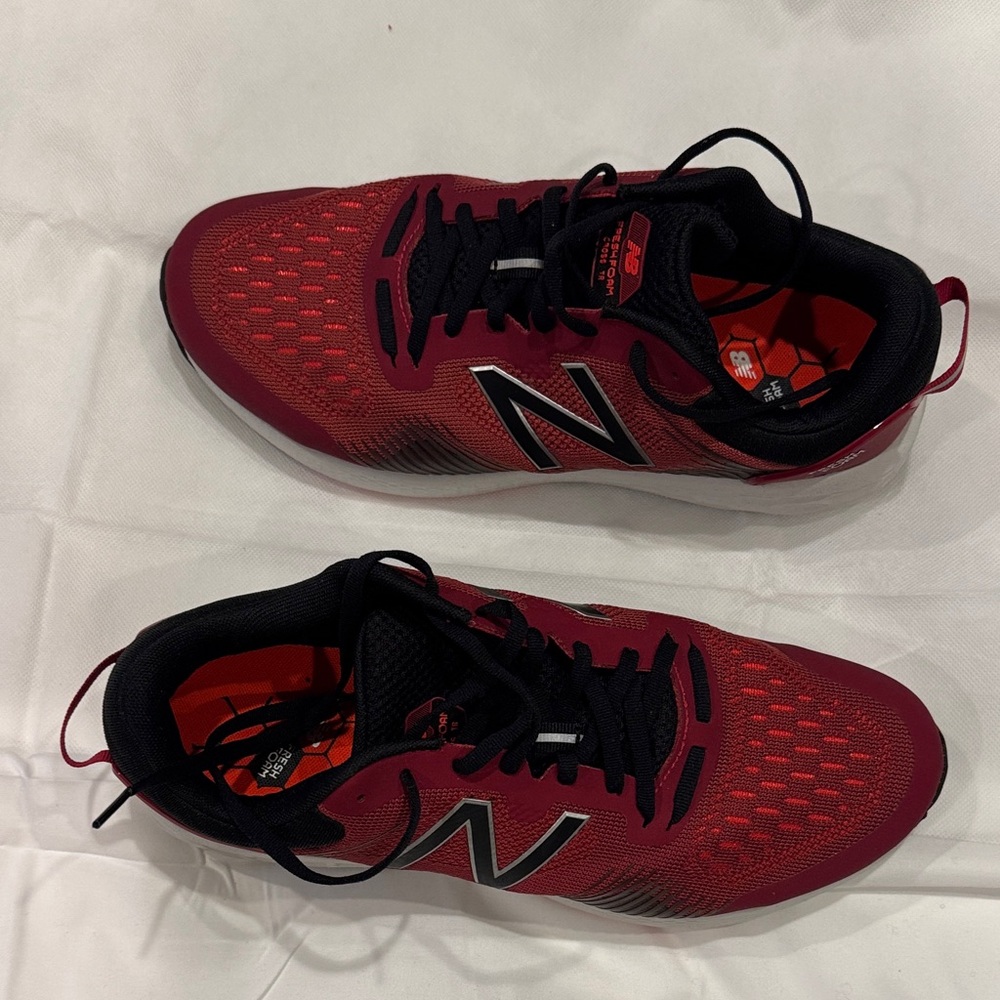 New Balance Men’s Fresh Fo Cross TR Sneakers in Red and Black